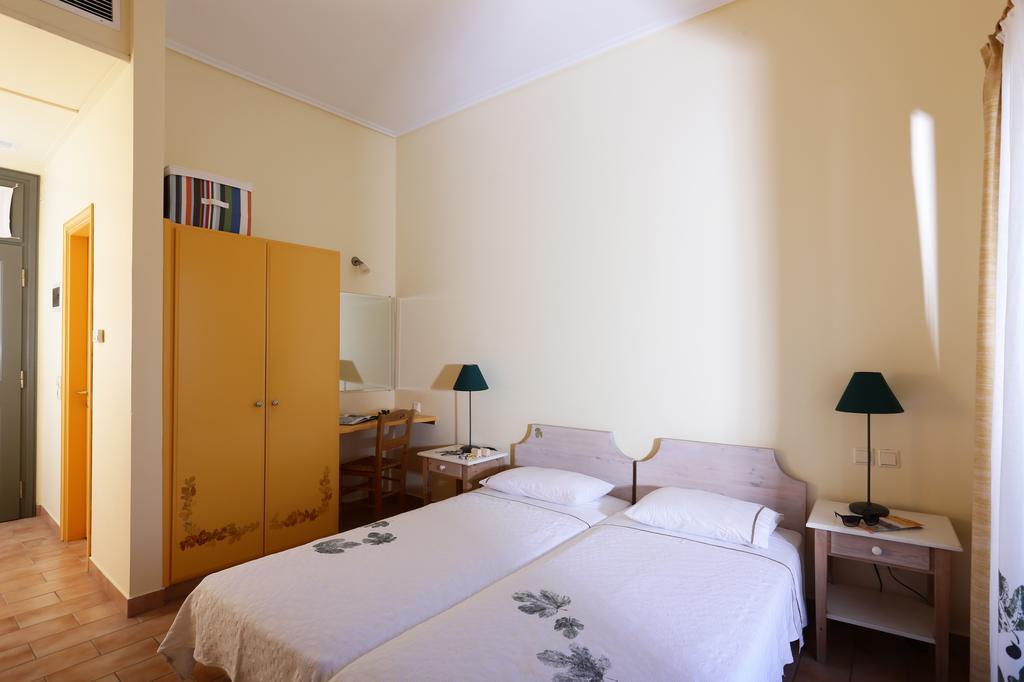 Eleonas Hotel Rovies Camera foto